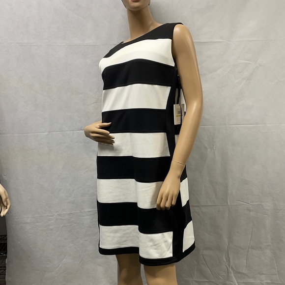 Calvin Klein Women's Black & Ivory Striped Sleeveless Dress NWT - Picture 5 of 7